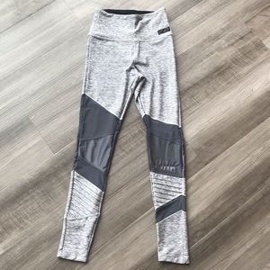 PINK ultimate leggings